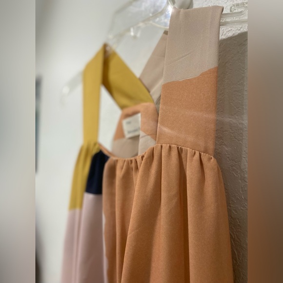 Our Second Nature Harbour V-Back Tent Dress - Picture 3 of 7